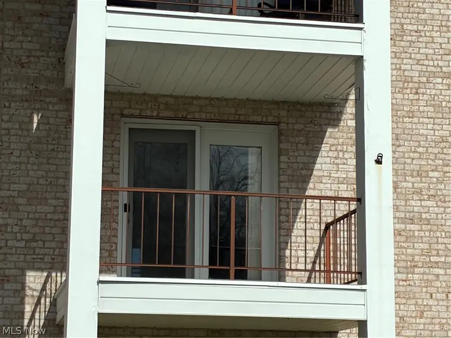 7374 Eisenhower Drive #3, Boardman, OH 44512 - #2