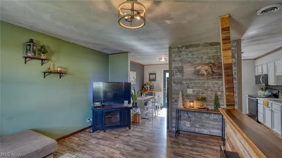 122 Myrna Drive, Cambridge, OH 43725 - #3