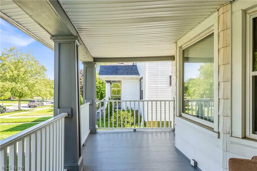 1631 Waterbury Road, Lakewood, OH 44107 - #3