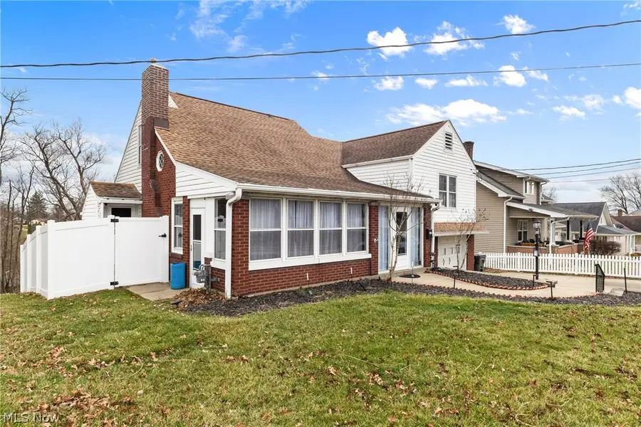 211 S Marietta Street, Saint Clairsville, OH 43950 - #2