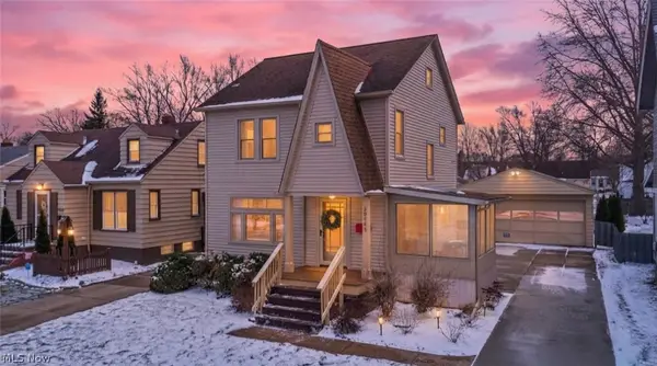 20943 Eastwood Avenue, Fairview Park, OH 44126