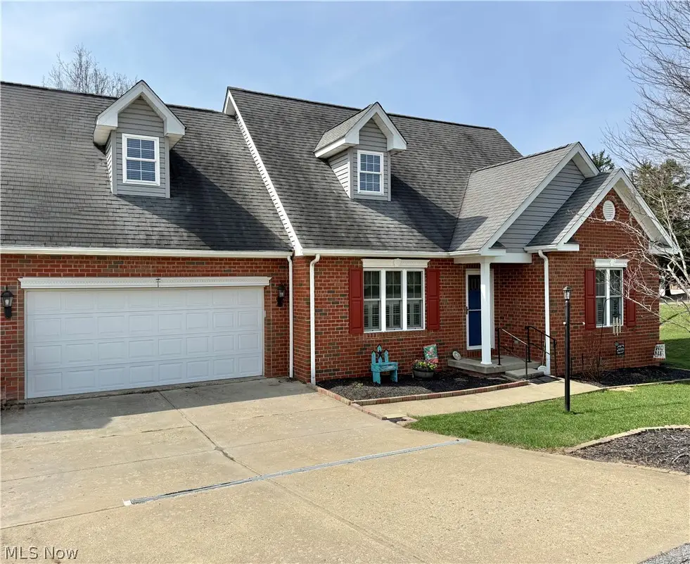 153 Hutchinson Drive, Saint Clairsville, OH 43950 - #1