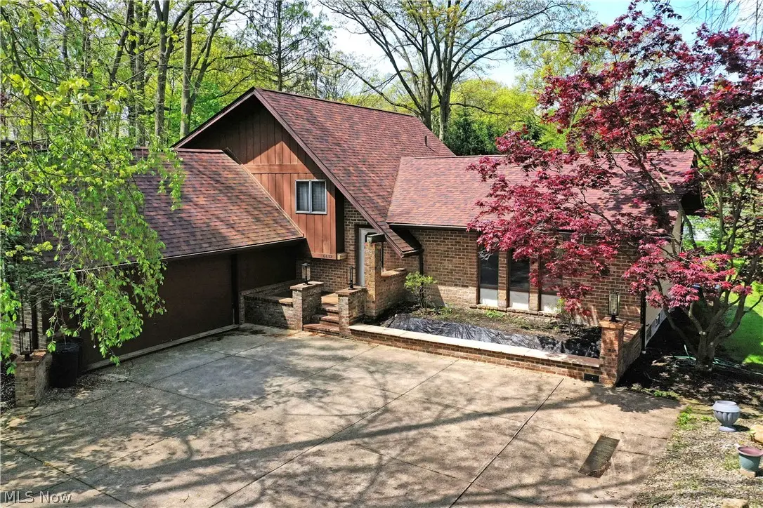 6632 Harrington Avenue, Youngstown, OH 44512 - #1