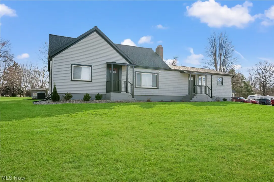 4001 S Cleveland Massillon Road, Barberton, OH 44203 - #1