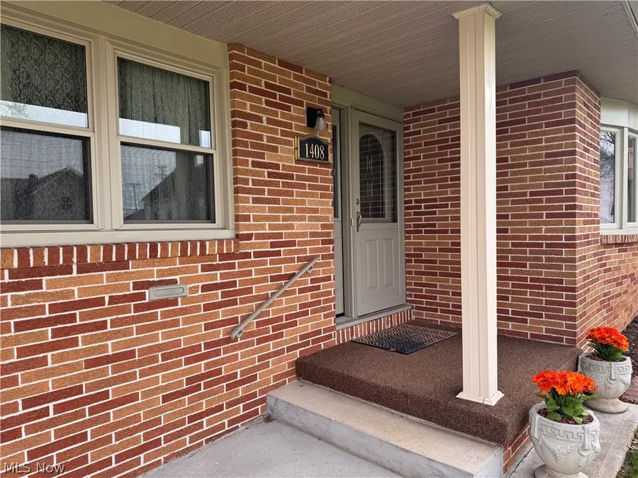 1408 Beckett Avenue, Cambridge, OH 43725 - #2