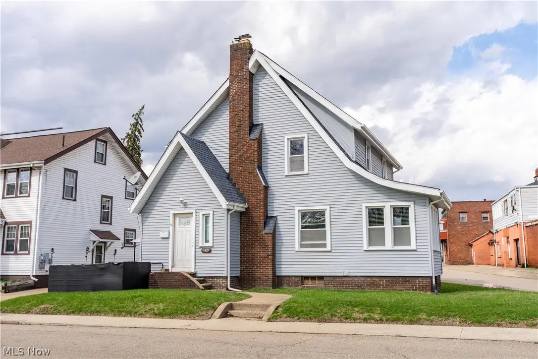 1421 Ferndale Nw Road, Canton, OH 44709 - #1