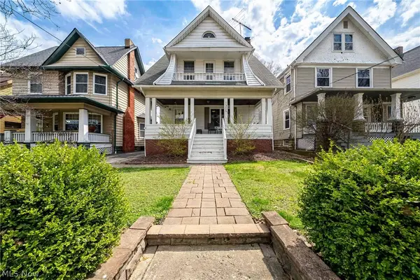 1305 W 114th Street, Cleveland, OH 44102