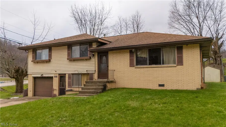 301 Alpine Drive, Toronto, OH 43964 - #2