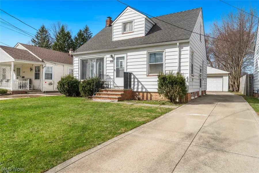 1206 Lander Road, Mayfield Heights, OH 44124 - #2