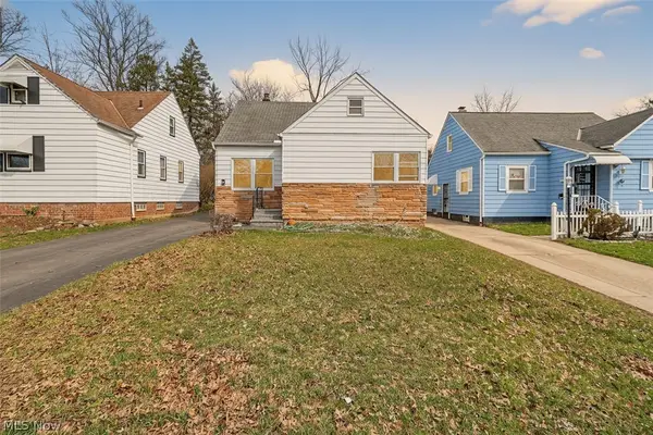 5571 Oakwood Avenue, Maple Heights, OH 44137