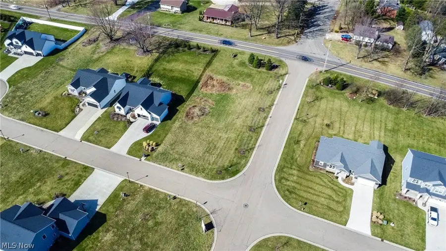 5677 Shadow Ridge Nw Circle, North Canton, OH 44720 - #3