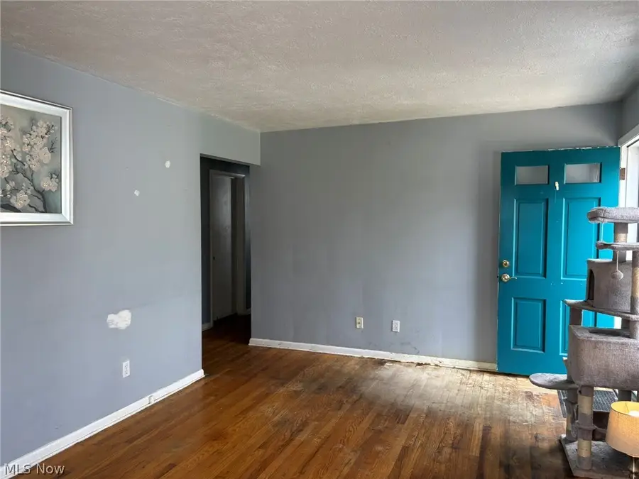 894 S Main Street, Amherst, OH 44001 - #3