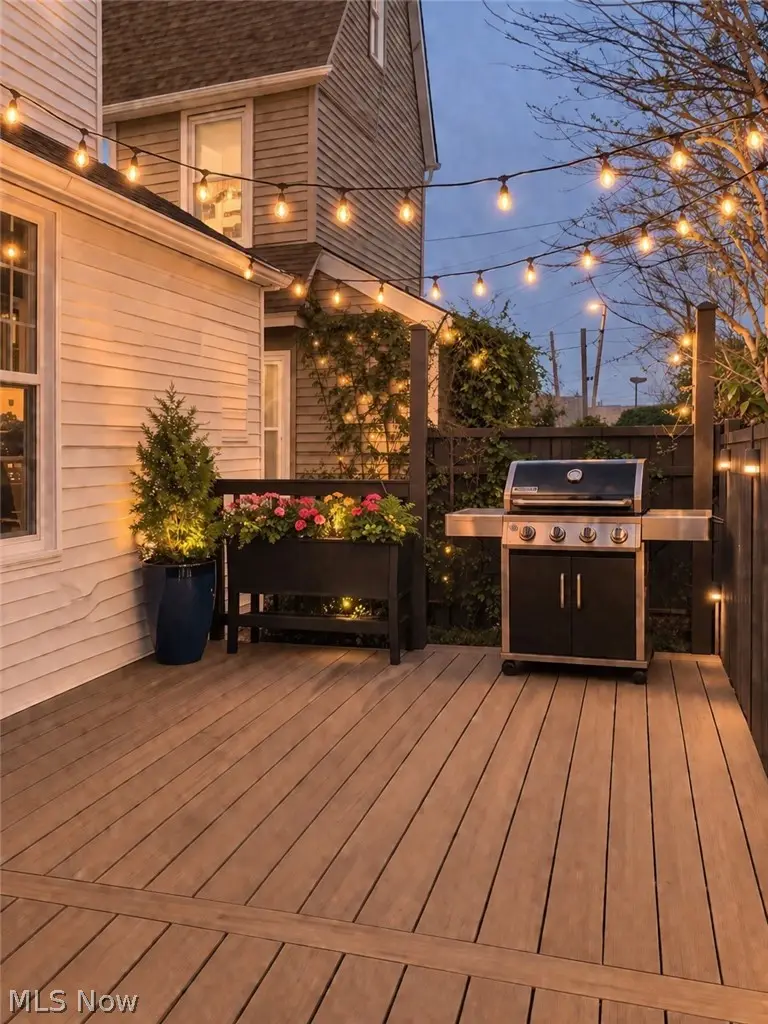 1417 W 77th Street, Cleveland, OH 44102 - #2