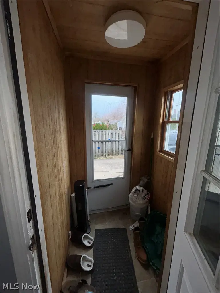 2315 Hood Avenue, Cleveland, OH 44109 - #3