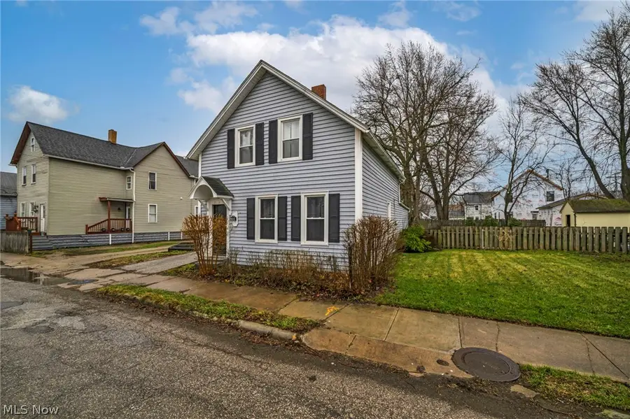 3623 Siam Avenue, Cleveland, OH 44113 - #3