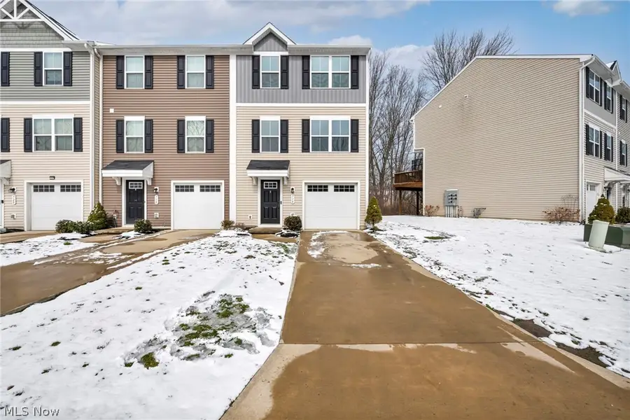 716 Pine Spring Drive, Painesville, OH 44077 - #2