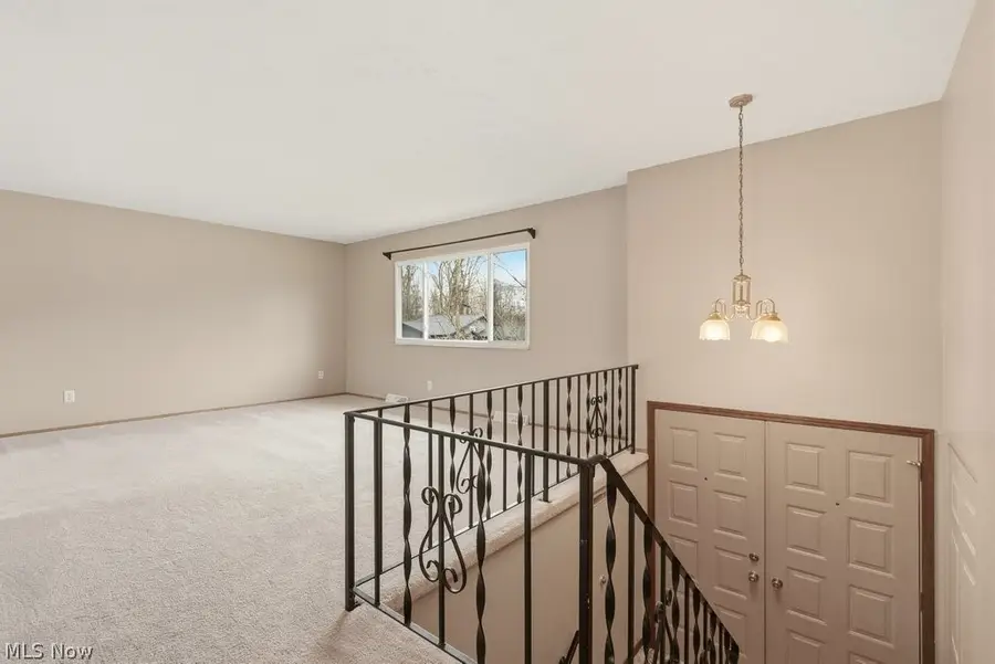 1285 Gale Drive, Kent, OH 44240 - #3