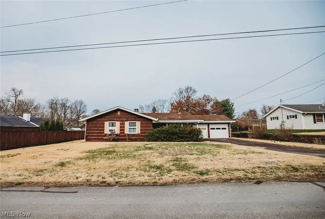 203 Clark Drive, Marietta, OH 45750 - #1