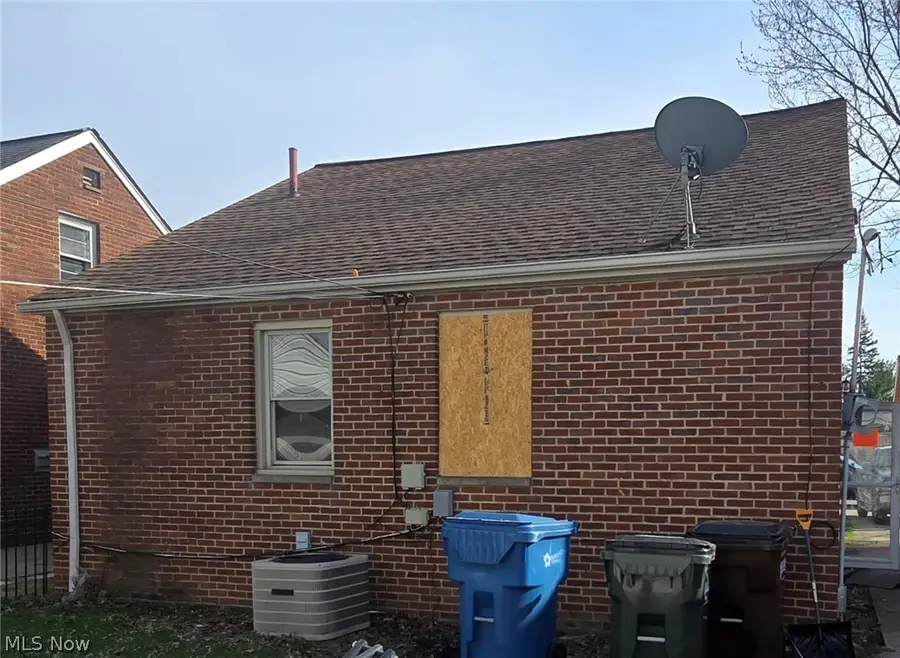 6514 Hampstead Avenue, Parma, OH 44129 - #2