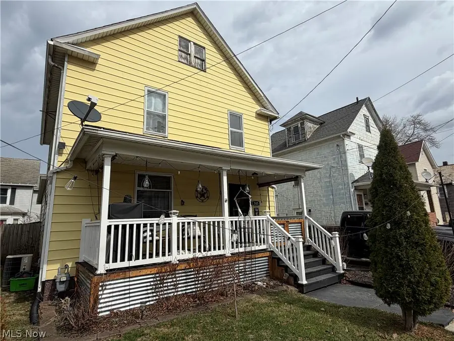 343 W Columbia Street, Alliance, OH 44601 - #2