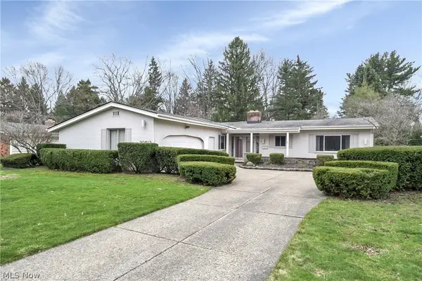 30513 Ednil Drive, Bay Village, OH 44140