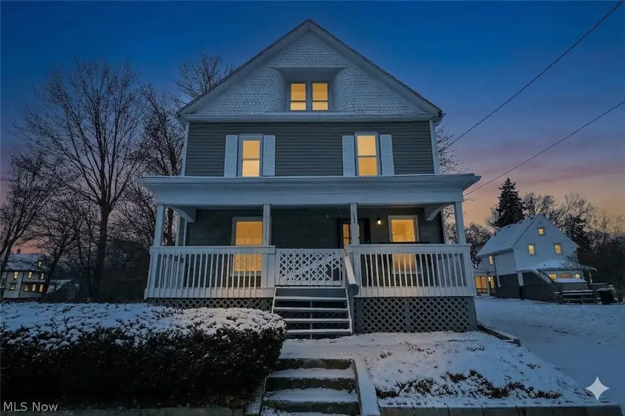 1060 Yale Street, Akron, OH 44301 - #3