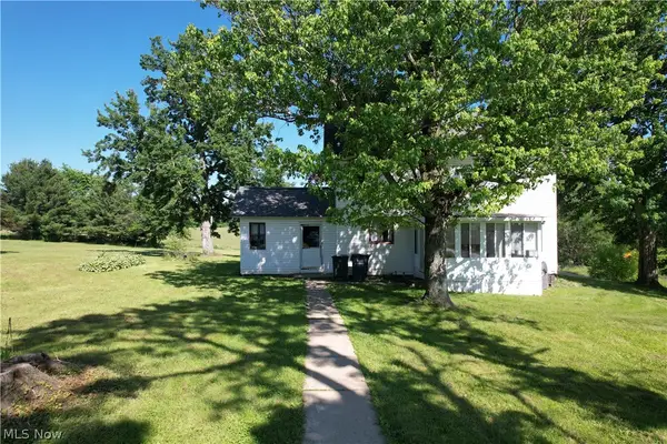 15760 N Palmyra Road, Diamond, OH 44429