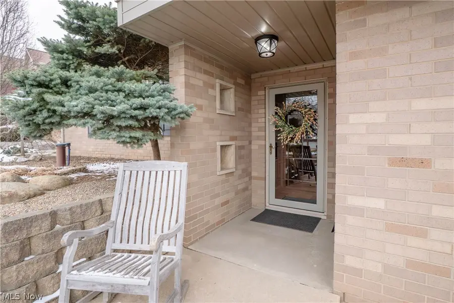 7416 Woodcrest Ne Avenue, Canton, OH 44721 - #2