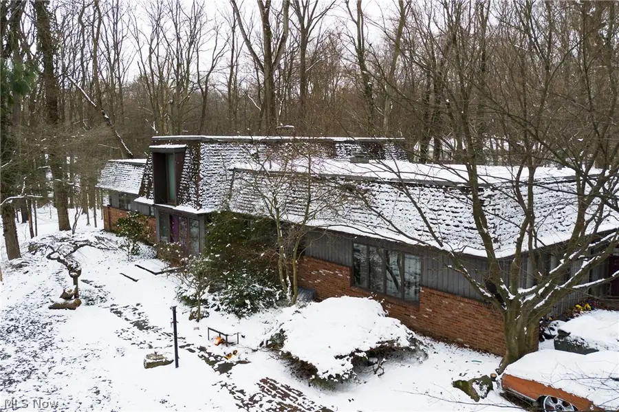 50 Redfern Drive, Youngstown, OH 44505 - #3