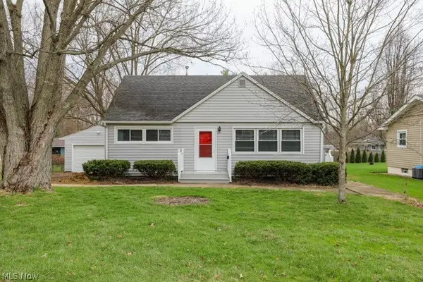 726 Artesian Avenue, Newton Falls, OH 44444