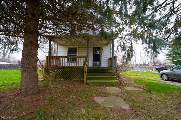 148 Oak Street, Elyria, OH 44035