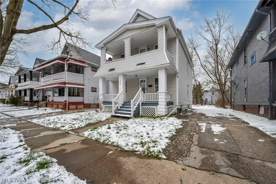 12805 Parkhill Avenue, Cleveland, OH 44120 - #3