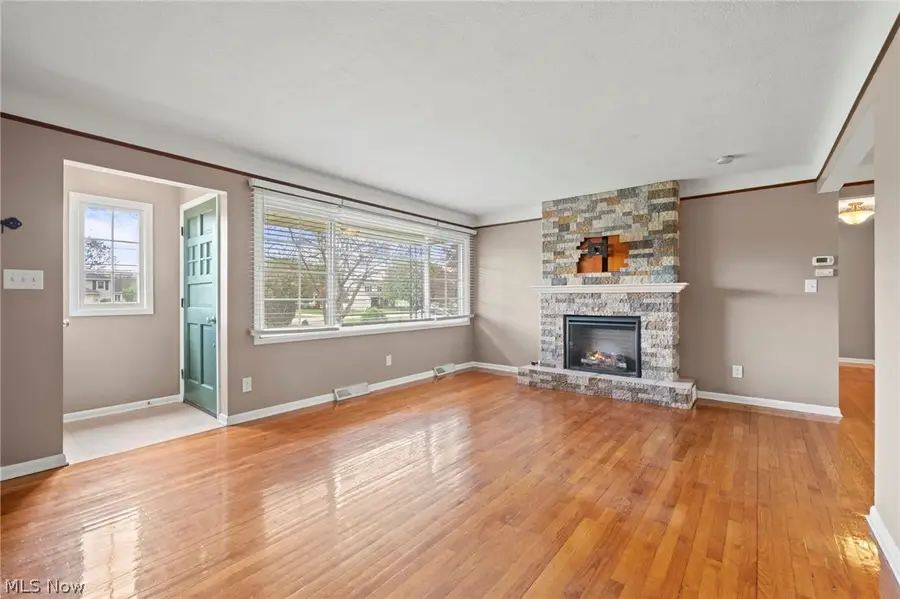 13257 Whitney Road, Strongsville, OH 44136 - #3