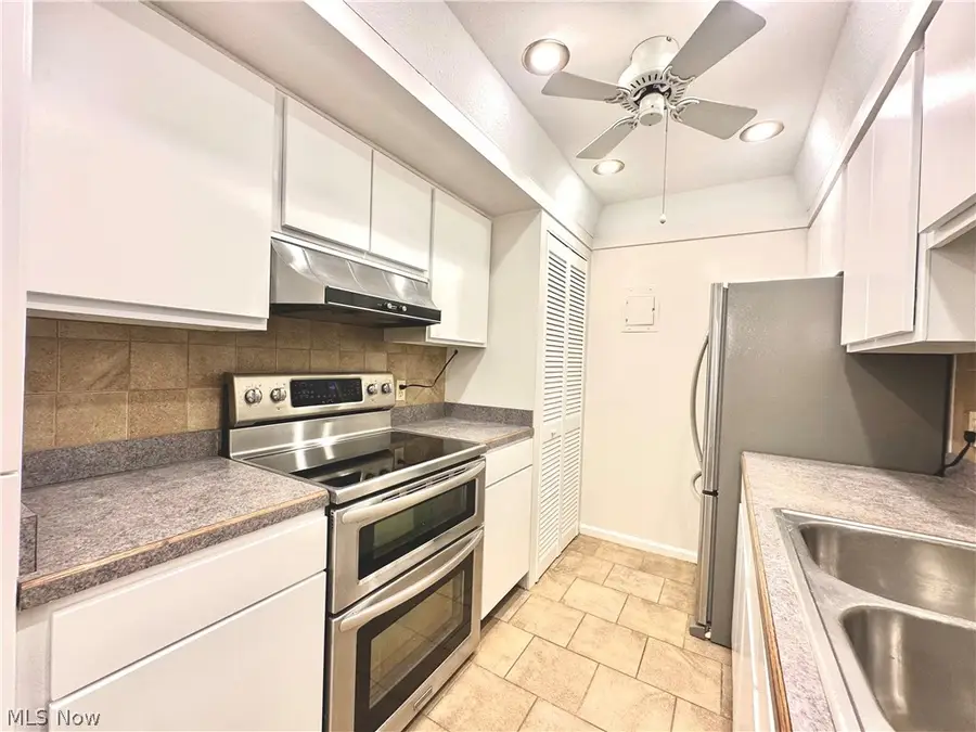 42 Gloucester Court #3A, Akron, OH 44313 - #2