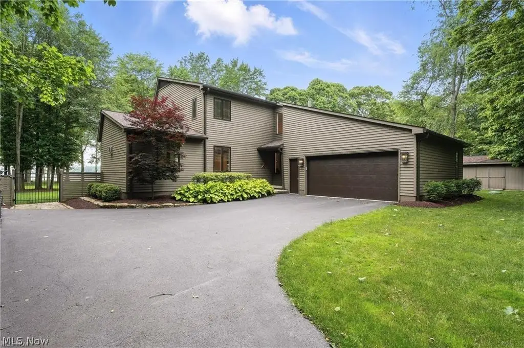 263 E Pine Lake Road, North Lima, OH 44452 - #1