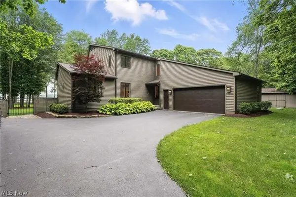 263 E Pine Lake Road, North Lima, OH 44452