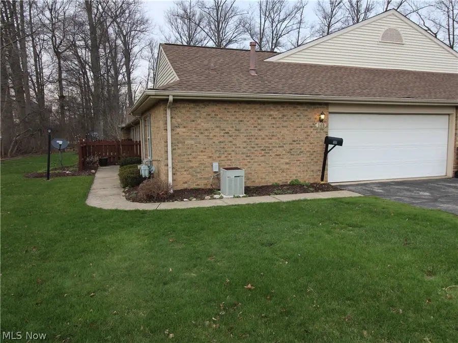 148 Bentley Drive, Elyria, OH 44035 - #2