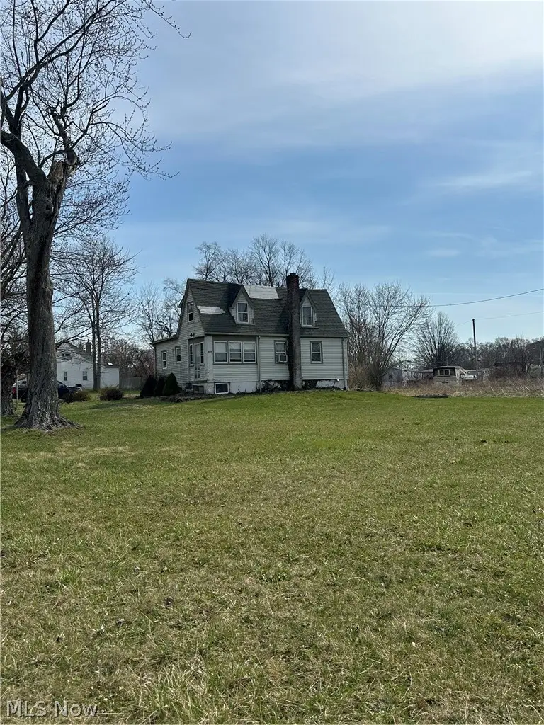 9475 Woodworth Road, North Lima, OH 44452 - #2