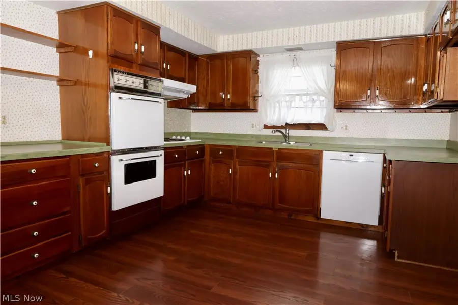 693 Idlewood Avenue, Sheffield Lake, OH 44054 - #2