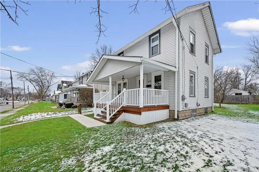 514 Tompkins Avenue, Akron, OH 44305 - #3