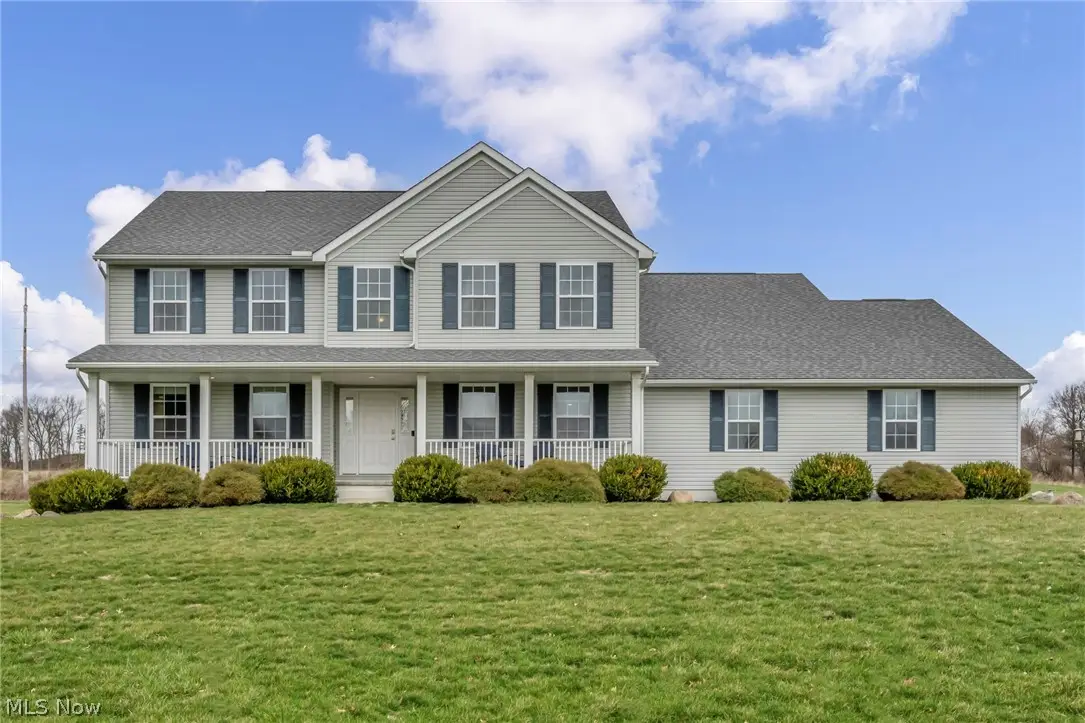 1559 Gray Fox Drive, North Canton, OH 44720 - #1