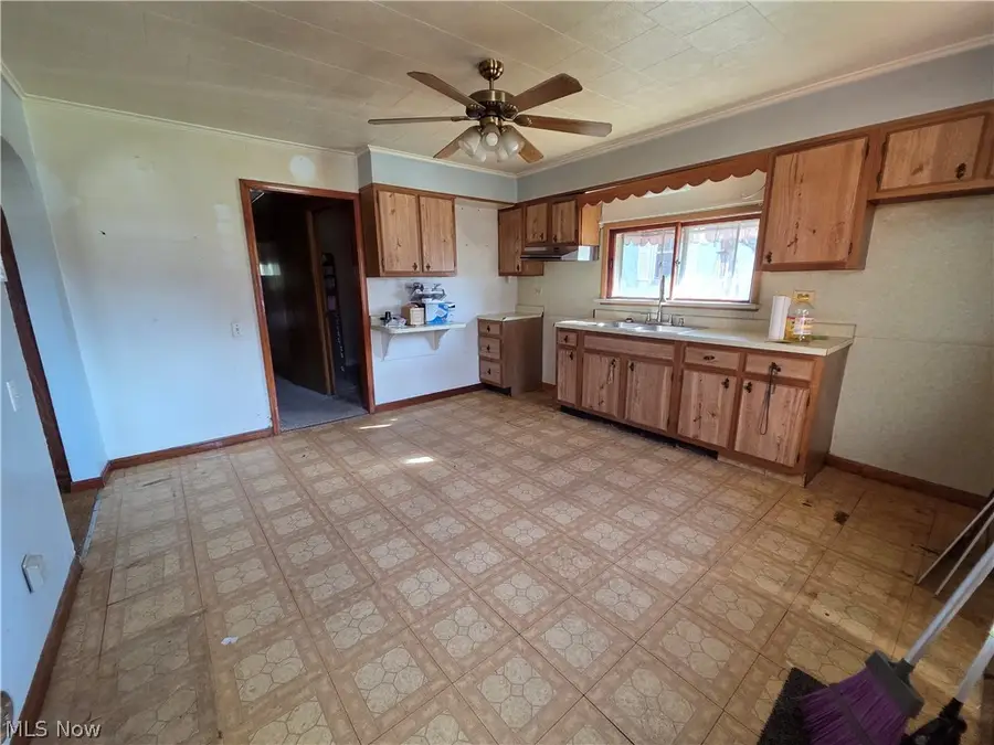 54990 Maple Avenue, Bridgeport, OH 43912 - #3