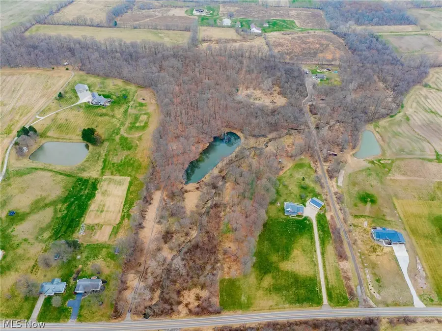 Pigeon Run Sw Avenue, Navarre, OH 44662 - #3