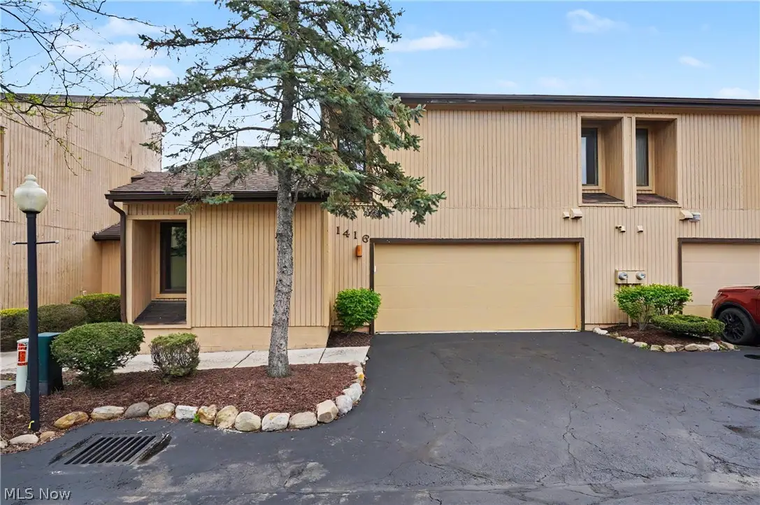 1416 Loop Road, Kent, OH 44240 - #1