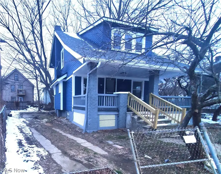 1140 E 144 Street, Cleveland, OH 44110 - #2