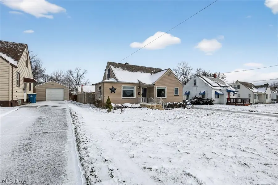 107 Renee Drive, Struthers, OH 44471 - #3