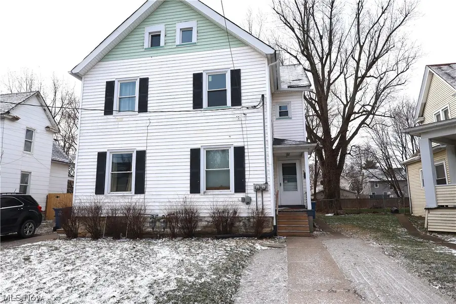 1113 W 9th Street, Lorain, OH 44052 - #2