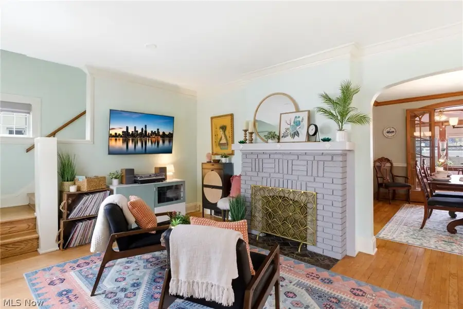 2080 Mars Avenue, Lakewood, OH 44107 - #2