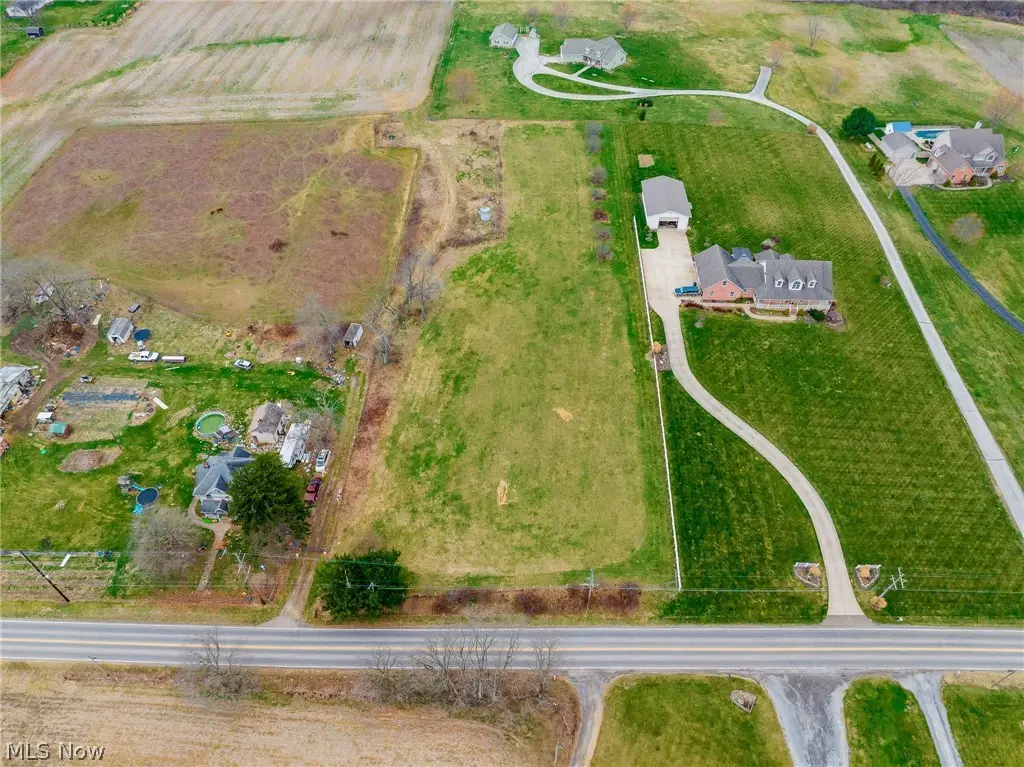 Pigeon Run Sw Avenue, Navarre, OH 44662 - #1