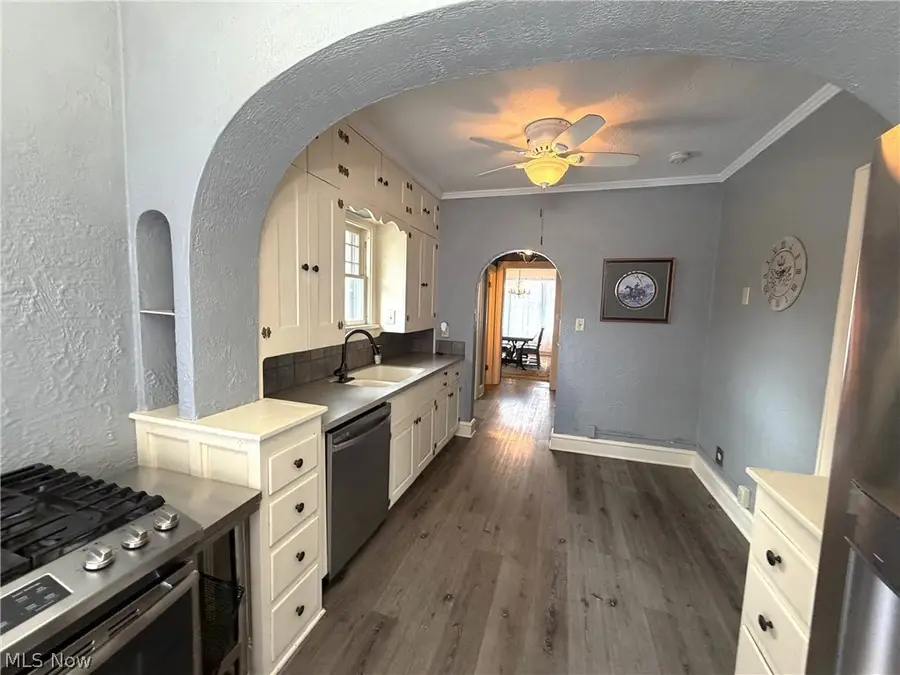 359 22nd Nw Street, Canton, OH 44709 - #3